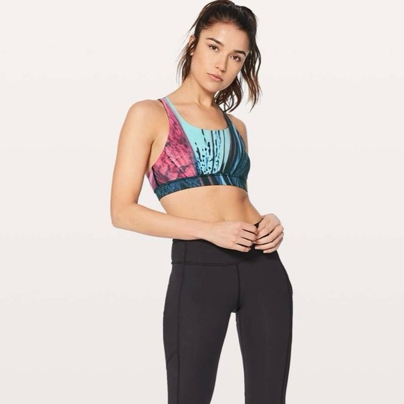 Lululemon Energy Bra Nulux | Size 4 | Electrobeam - Picture 3 of 9